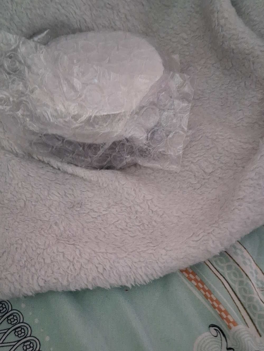 Dermalactives Resurfacing Honey & Charcoal Mask - Gray - Picture 6 of 6